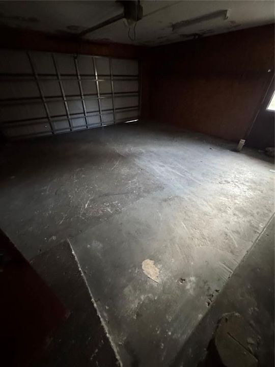 For Sale: $399,900 (5 beds, 3 baths, 2312 Square Feet)