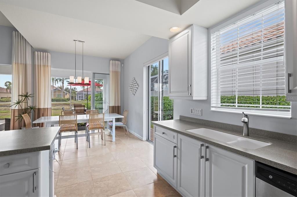 待售: $535,000 (3 贝兹, 3 浴室, 2008 平方英尺)