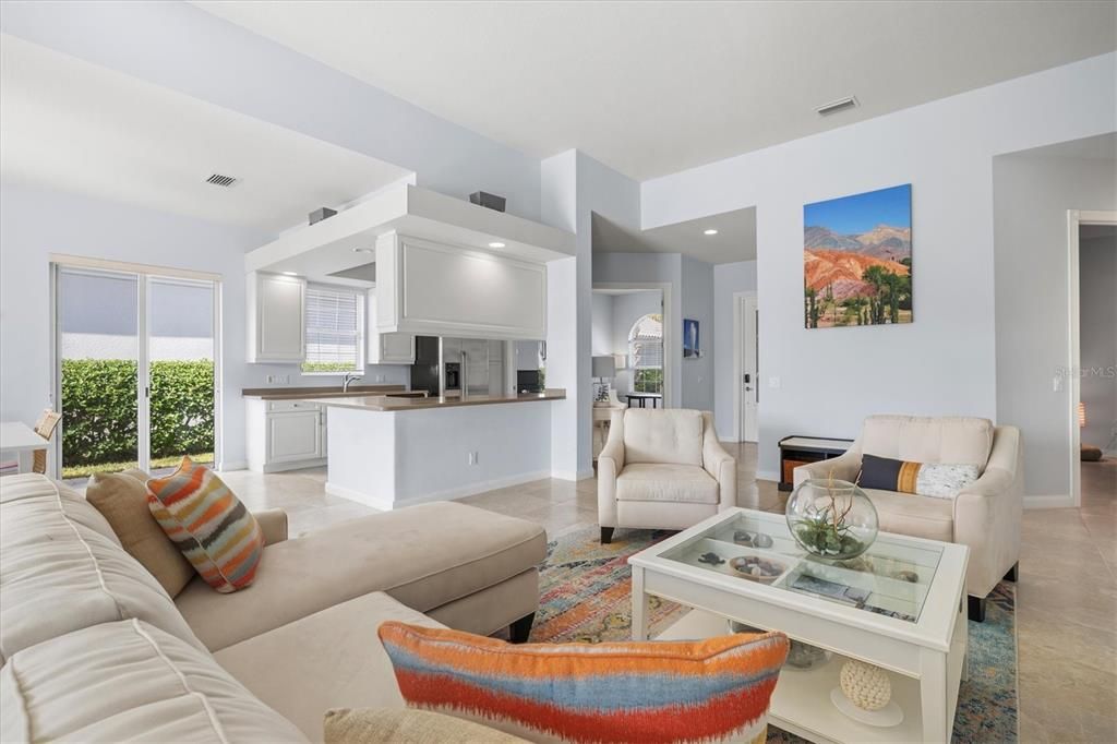 待售: $535,000 (3 贝兹, 3 浴室, 2008 平方英尺)