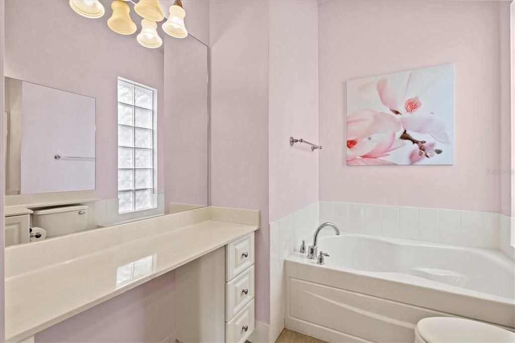 待售: $535,000 (3 贝兹, 3 浴室, 2008 平方英尺)