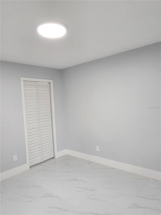 For Rent: $1,300 (1 beds, 1 baths, 560 Square Feet)