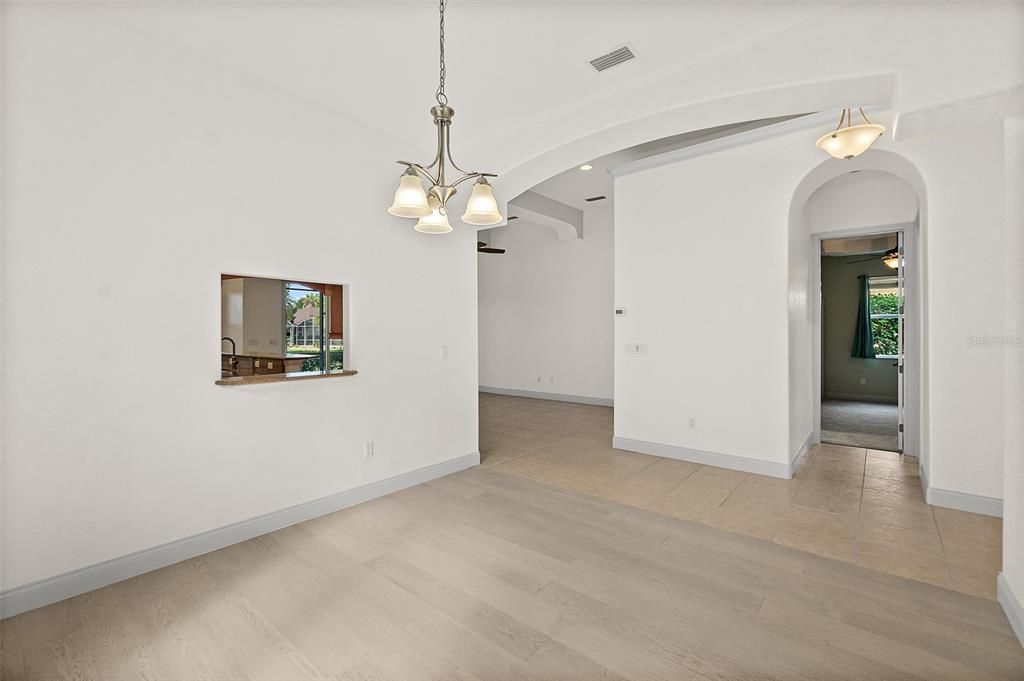 En Venta: $540,000 (3 camas, 3 baños, 2020 Pies cuadrados)