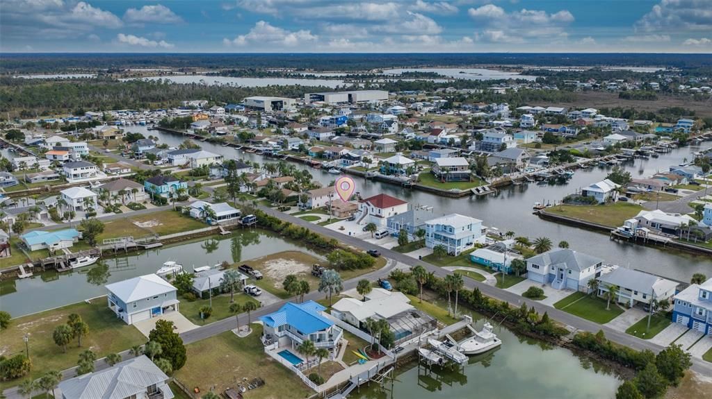 出租: $2,500 (2 贝兹, 2 浴室, 1416 平方英尺)