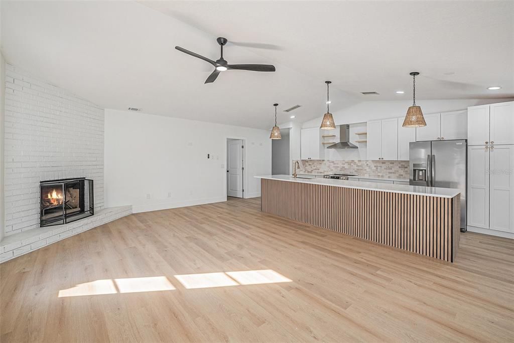 На продажу: $489,000 (3 спален, 2 ванн, 1545 Квадратных фут)