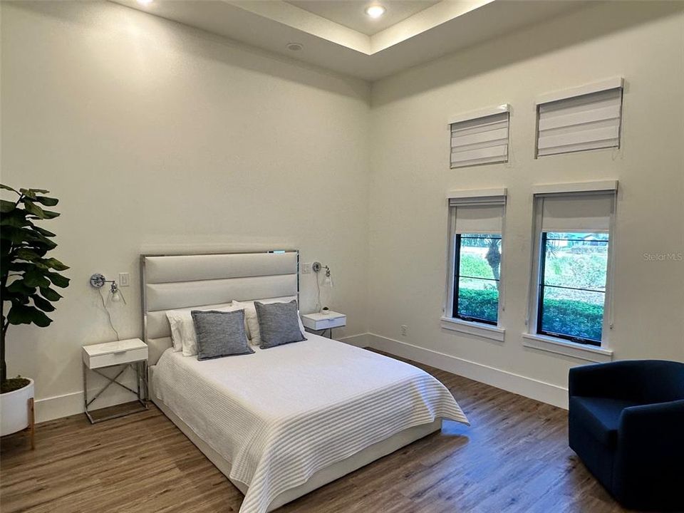 For Sale: $2,997,000 (5 beds, 6 baths, 4430 Square Feet)