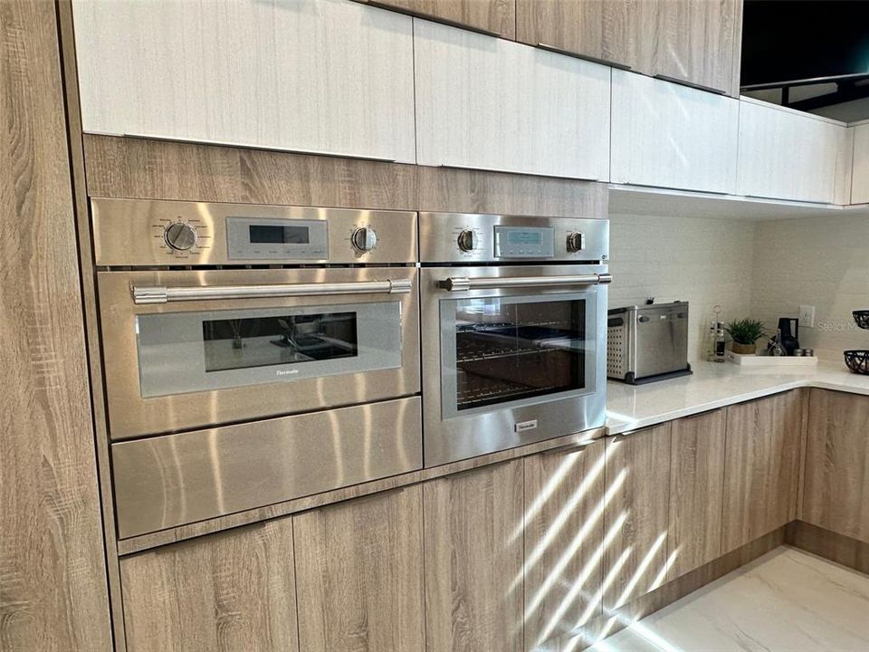 For Sale: $2,997,000 (5 beds, 6 baths, 4430 Square Feet)