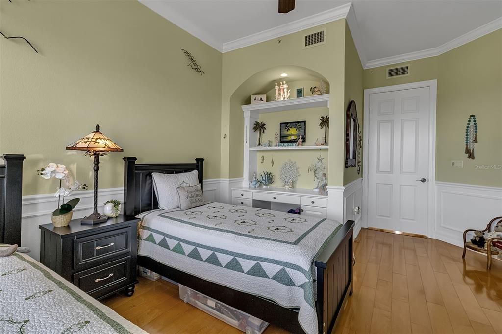 Active With Contract: $1,800,000 (3 beds, 3 baths, 2778 Square Feet)