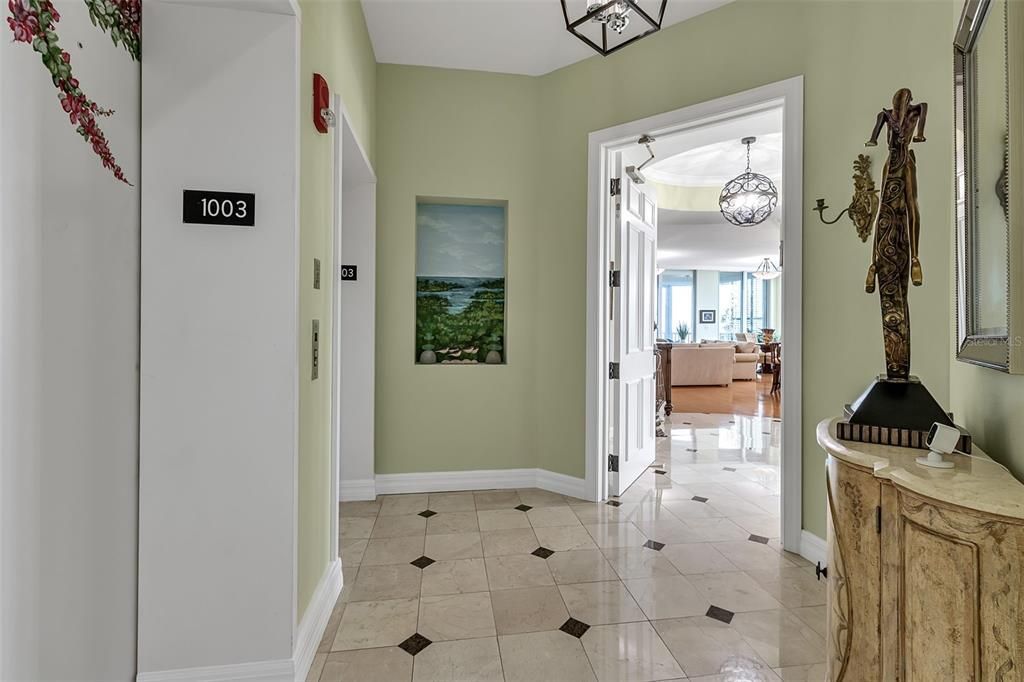 Active With Contract: $1,800,000 (3 beds, 3 baths, 2778 Square Feet)