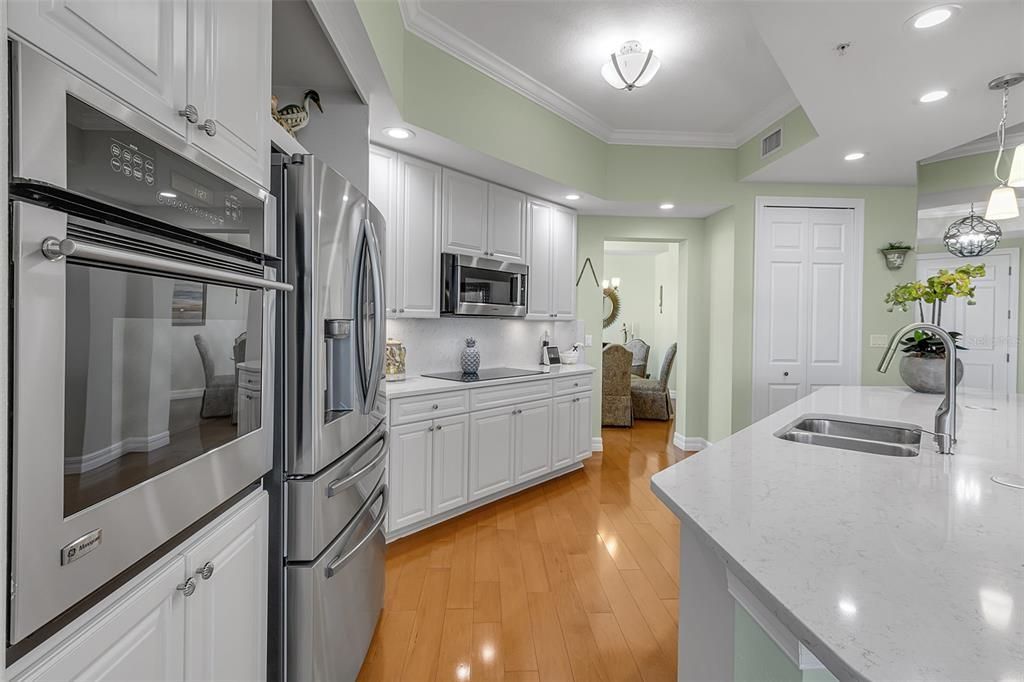 Active With Contract: $1,800,000 (3 beds, 3 baths, 2778 Square Feet)