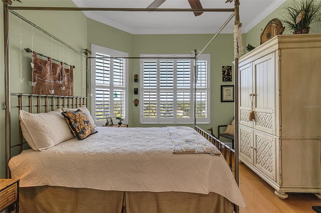 Active With Contract: $1,800,000 (3 beds, 3 baths, 2778 Square Feet)