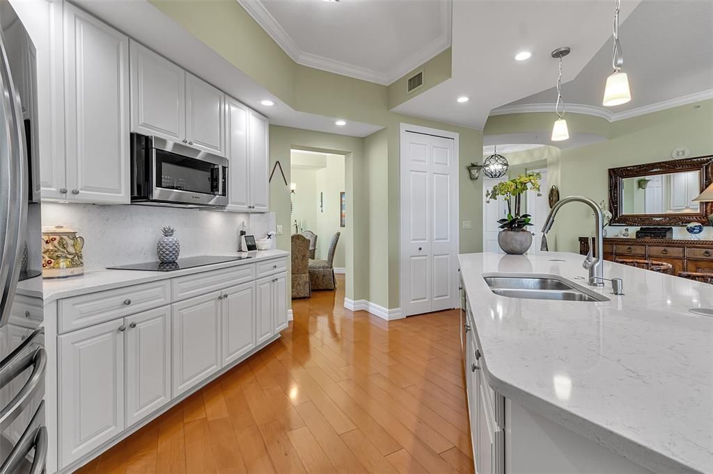 Active With Contract: $1,800,000 (3 beds, 3 baths, 2778 Square Feet)