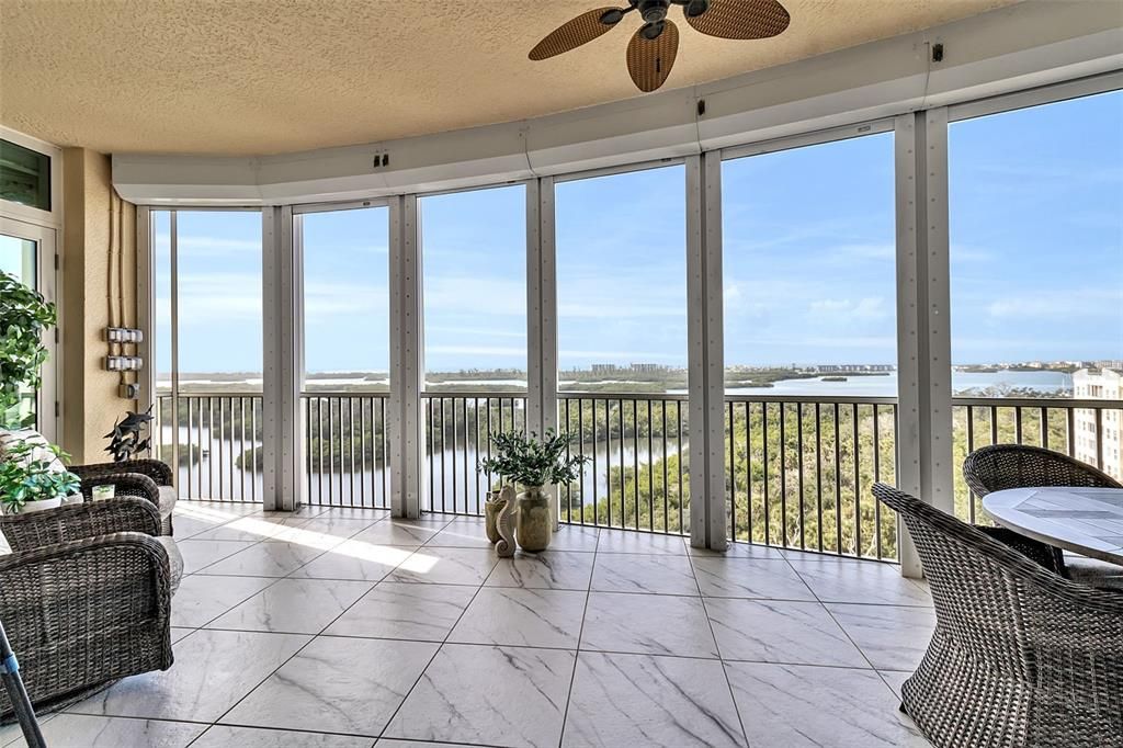 Active With Contract: $1,800,000 (3 beds, 3 baths, 2778 Square Feet)