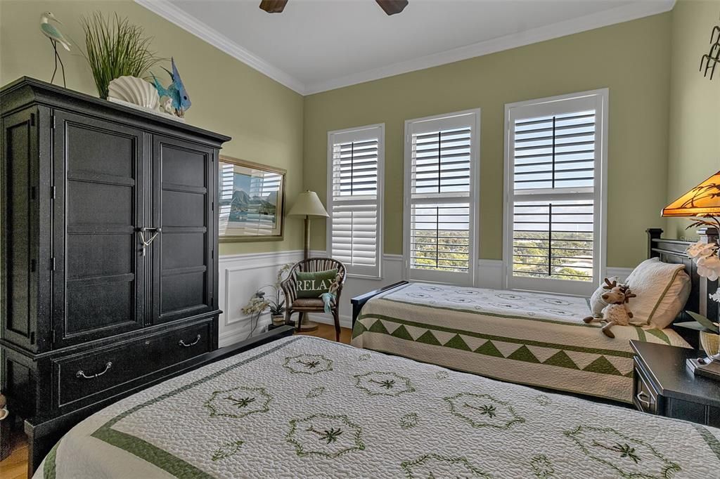 Active With Contract: $1,800,000 (3 beds, 3 baths, 2778 Square Feet)