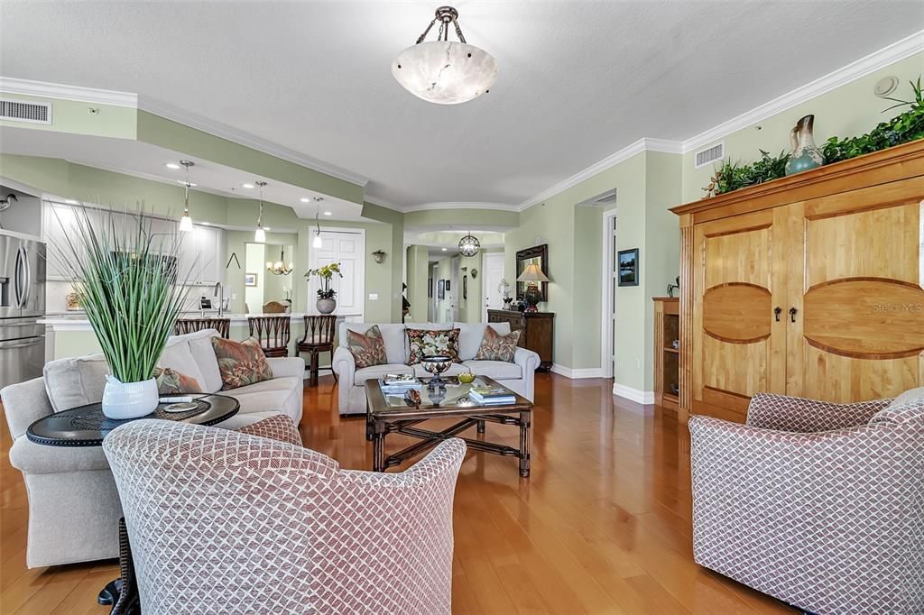 Active With Contract: $1,800,000 (3 beds, 3 baths, 2778 Square Feet)