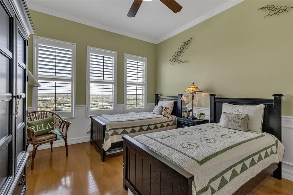 Active With Contract: $1,800,000 (3 beds, 3 baths, 2778 Square Feet)