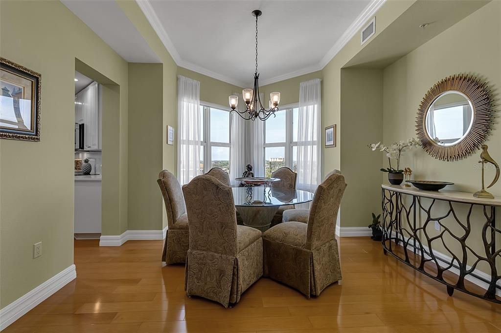 Active With Contract: $1,800,000 (3 beds, 3 baths, 2778 Square Feet)