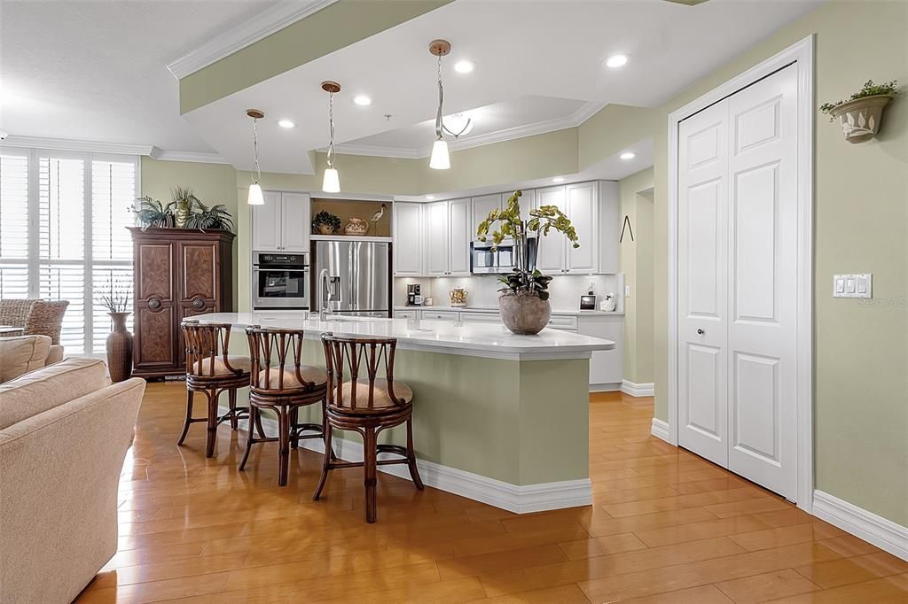 Active With Contract: $1,800,000 (3 beds, 3 baths, 2778 Square Feet)