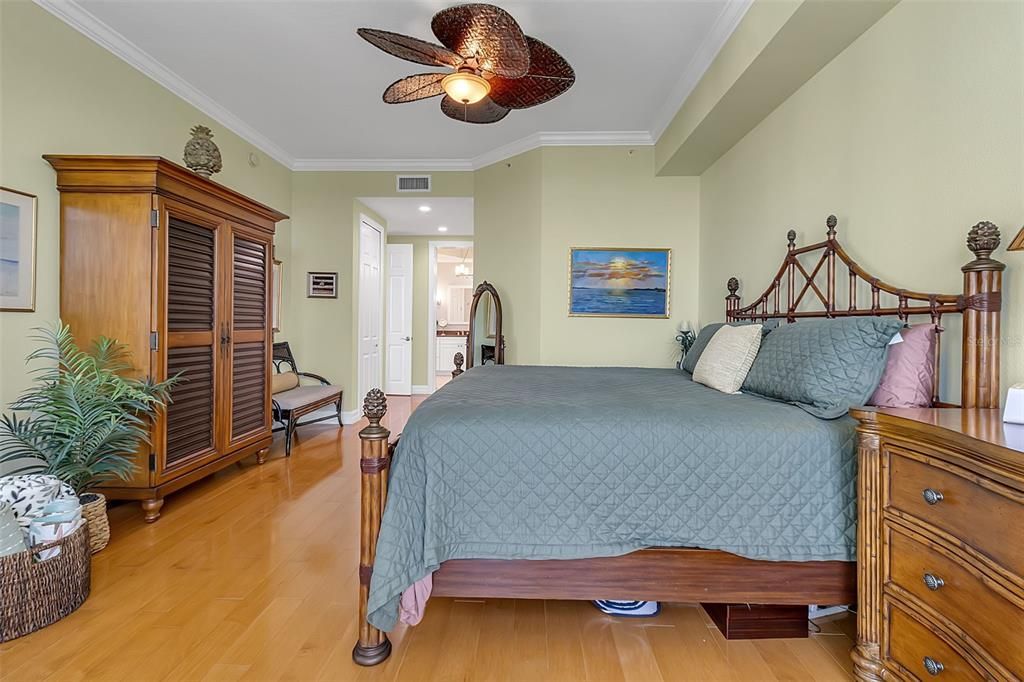 Active With Contract: $1,800,000 (3 beds, 3 baths, 2778 Square Feet)