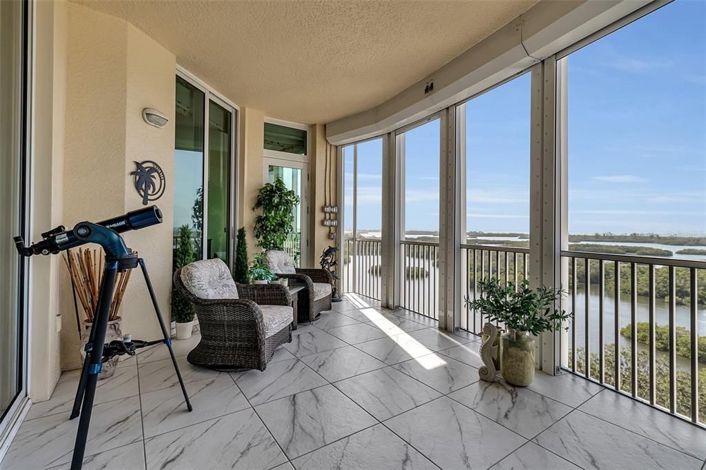 Active With Contract: $1,800,000 (3 beds, 3 baths, 2778 Square Feet)