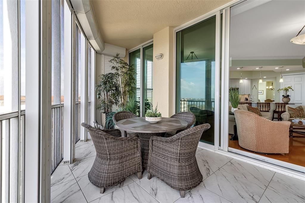 Active With Contract: $1,800,000 (3 beds, 3 baths, 2778 Square Feet)