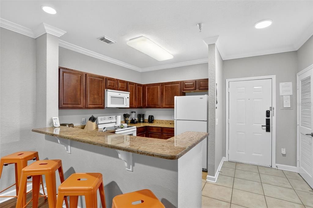 Active With Contract: $174,900 (2 beds, 2 baths, 1134 Square Feet)