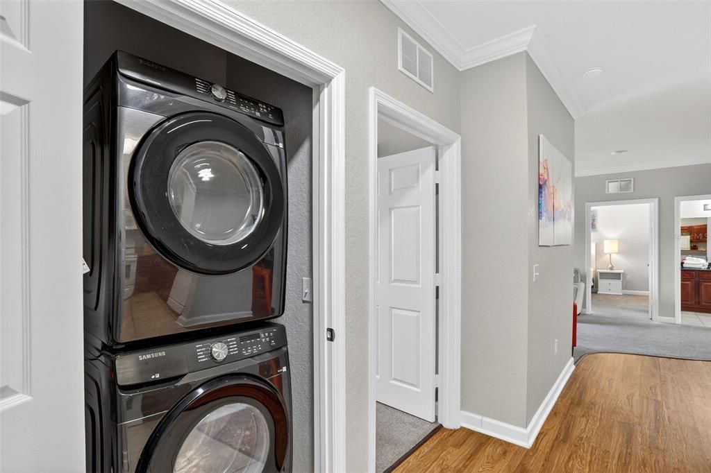 Active With Contract: $174,900 (2 beds, 2 baths, 1134 Square Feet)
