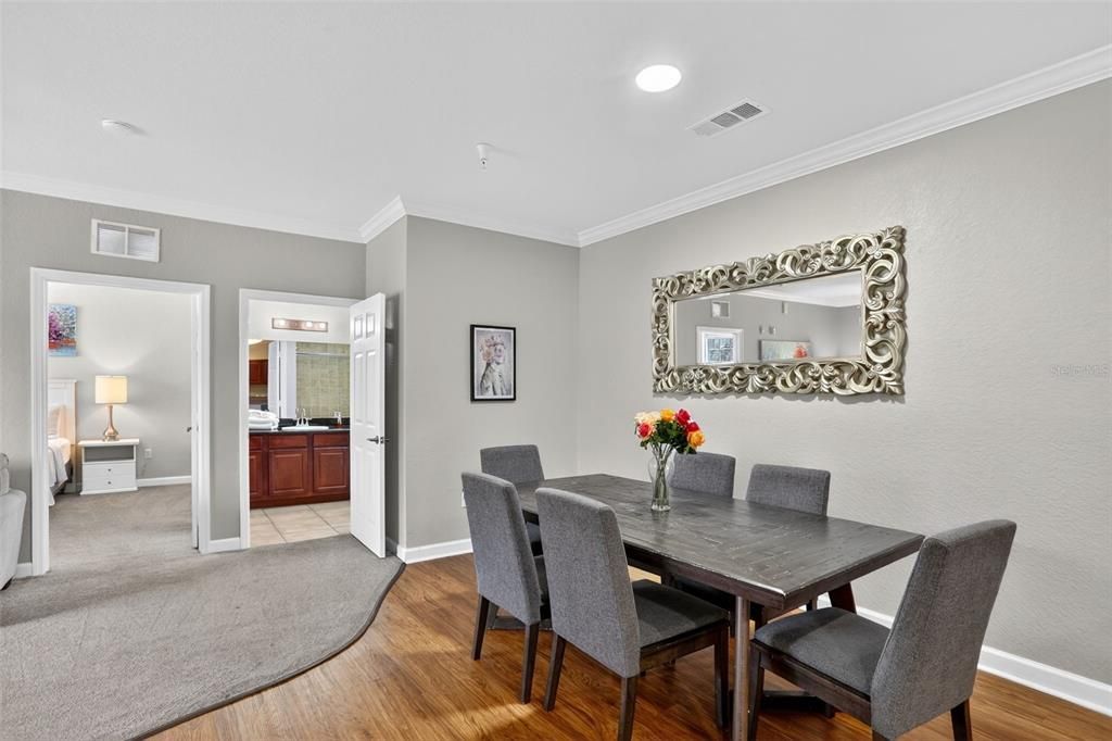 Active With Contract: $174,900 (2 beds, 2 baths, 1134 Square Feet)