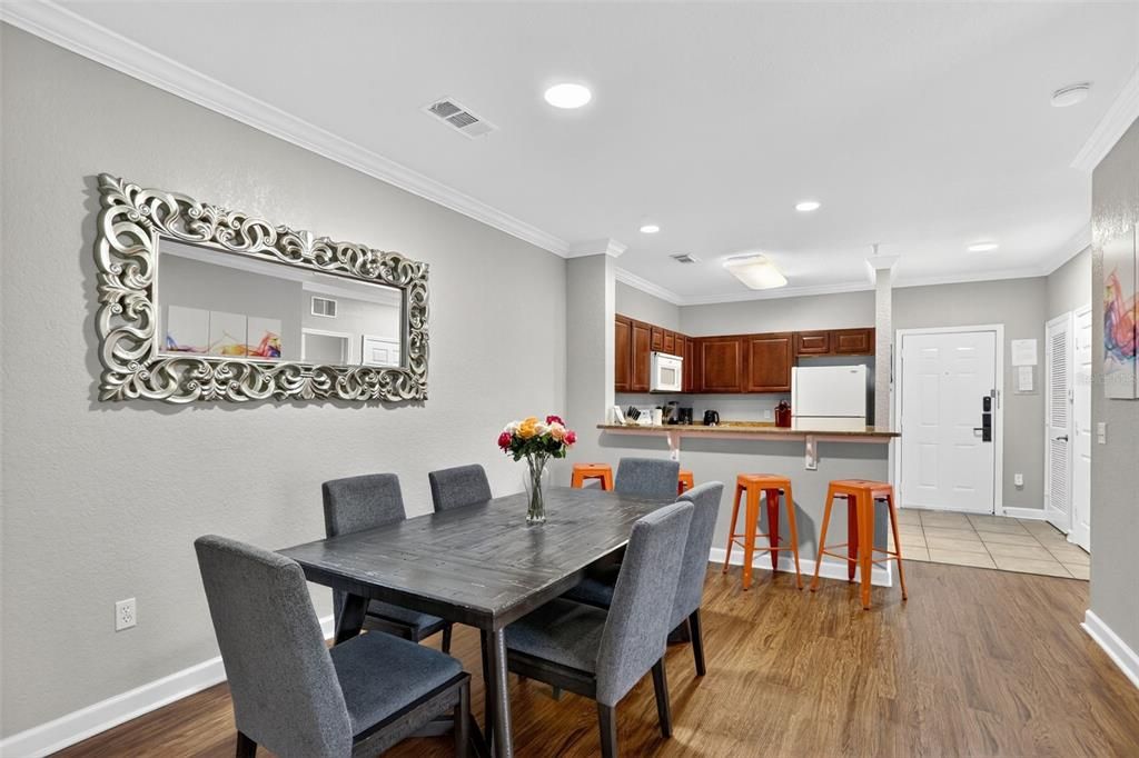 Active With Contract: $174,900 (2 beds, 2 baths, 1134 Square Feet)