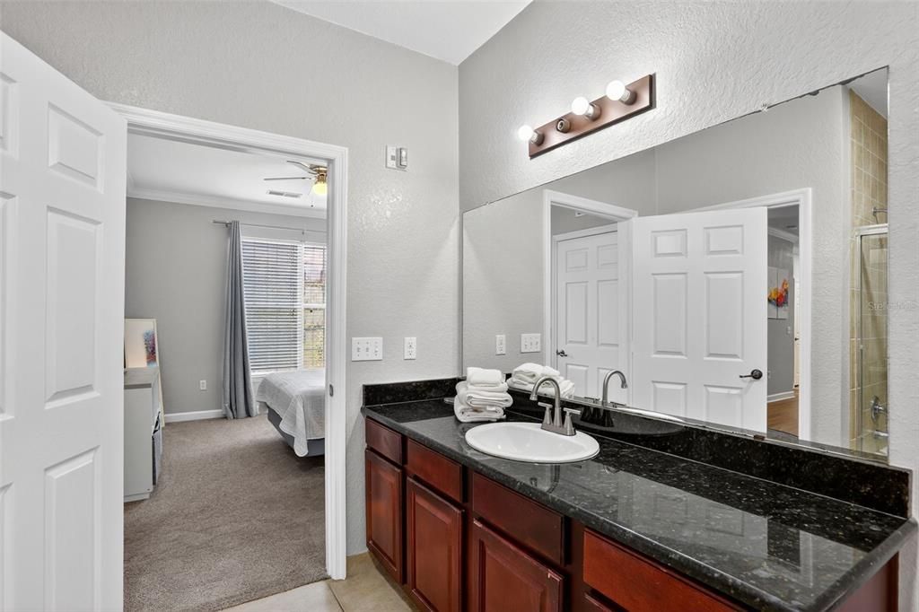 Active With Contract: $174,900 (2 beds, 2 baths, 1134 Square Feet)