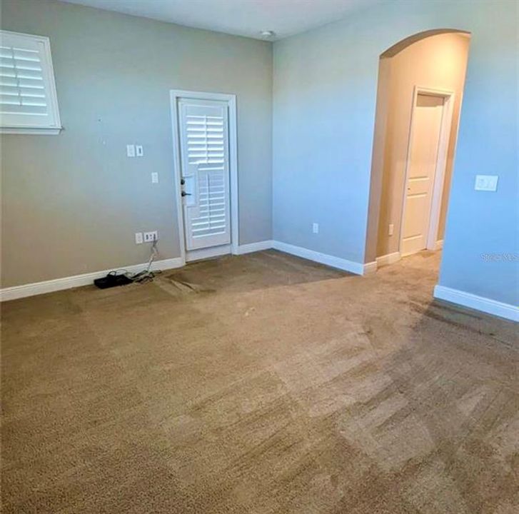 For Rent: $2,600 (3 beds, 2 baths, 2297 Square Feet)