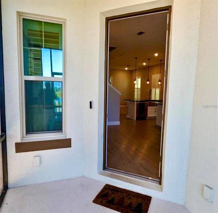 For Rent: $2,600 (3 beds, 2 baths, 2297 Square Feet)