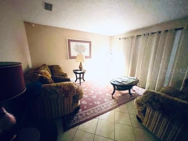 For Sale: $210,000 (3 beds, 2 baths, 1134 Square Feet)