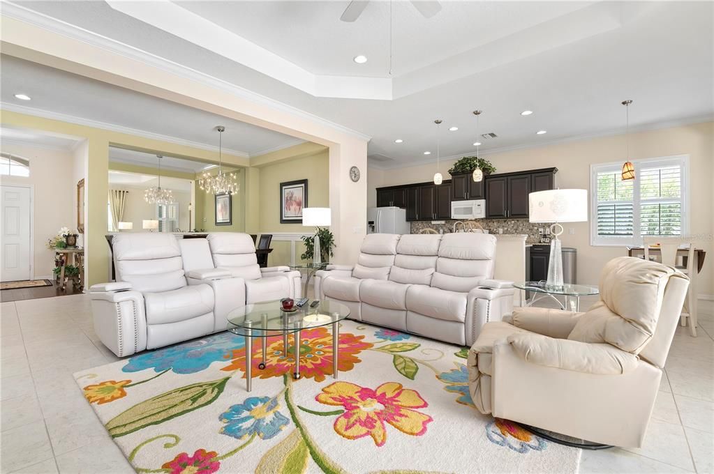 В аренду: $4,500 (3 спален, 2 ванн, 2200 Квадратных фут)