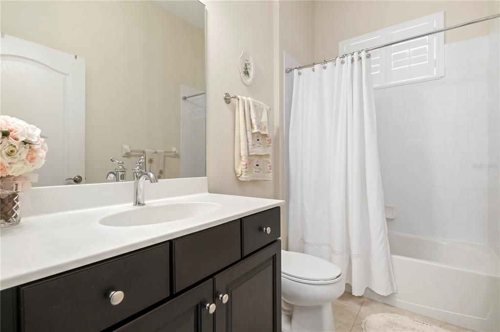 В аренду: $4,500 (3 спален, 2 ванн, 2200 Квадратных фут)