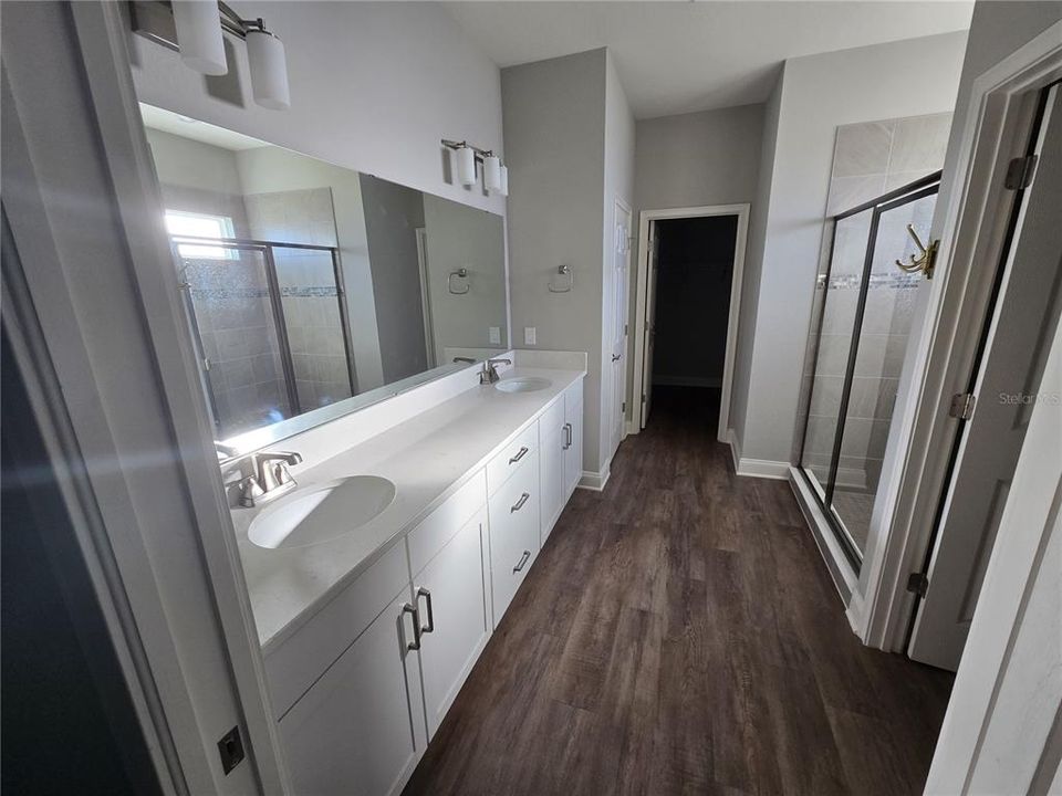 На продажу: $619,000 (4 спален, 3 ванн, 2566 Квадратных фут)