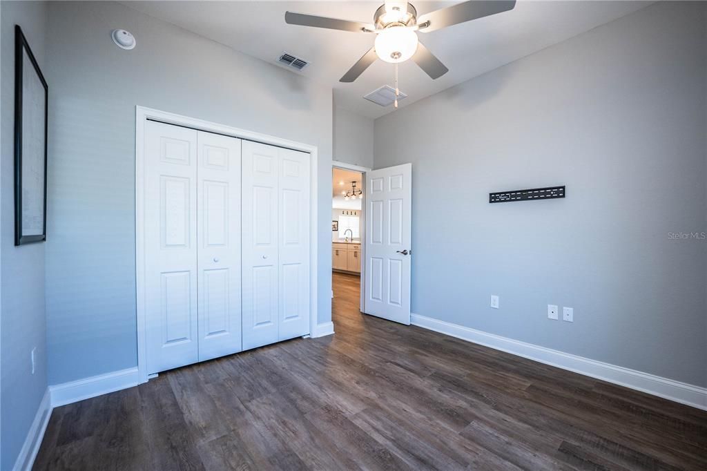 For Sale: $619,000 (4 beds, 3 baths, 2566 Square Feet)