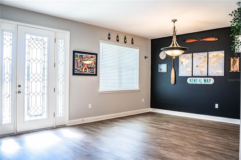 For Sale: $619,000 (4 beds, 3 baths, 2566 Square Feet)