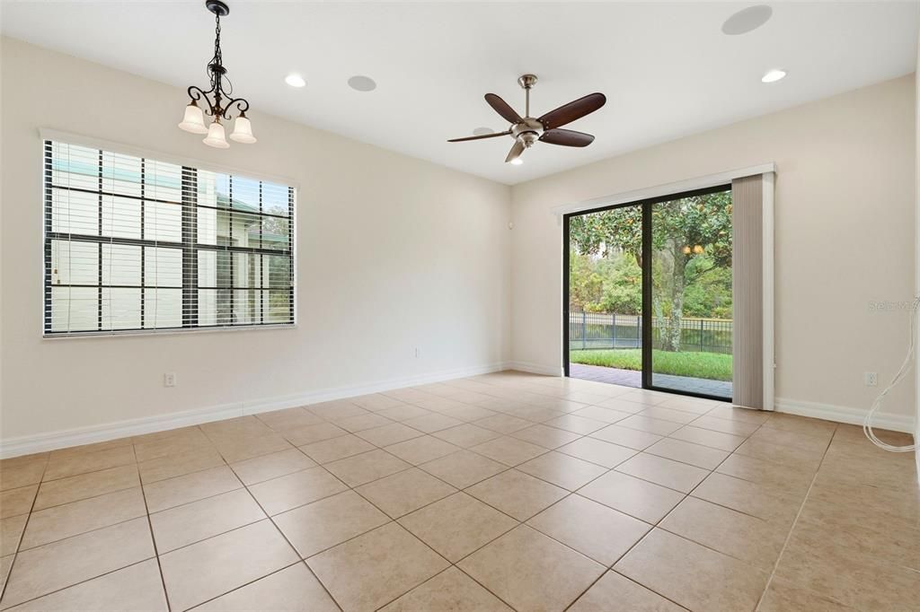 For Sale: $515,000 (4 beds, 3 baths, 2193 Square Feet)