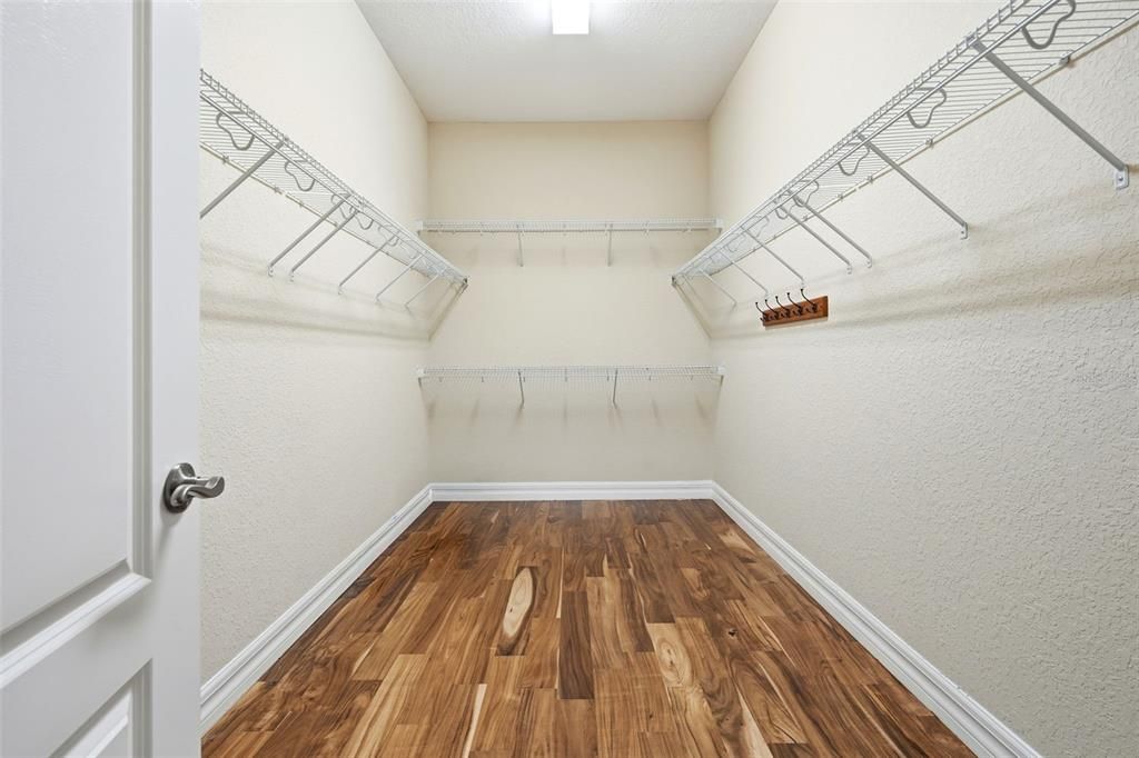 For Sale: $515,000 (4 beds, 3 baths, 2193 Square Feet)