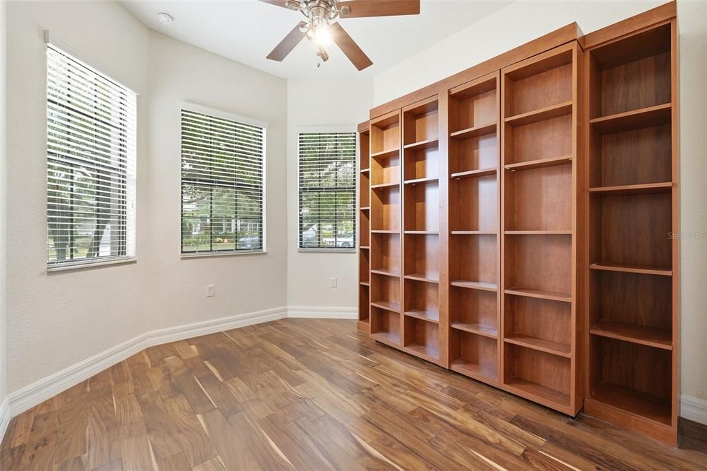 For Sale: $515,000 (4 beds, 3 baths, 2193 Square Feet)