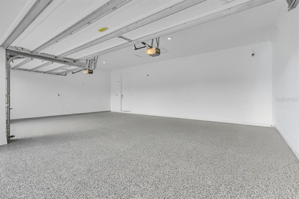 En Venta: $529,900 (4 camas, 3 baños, 3129 Pies cuadrados)