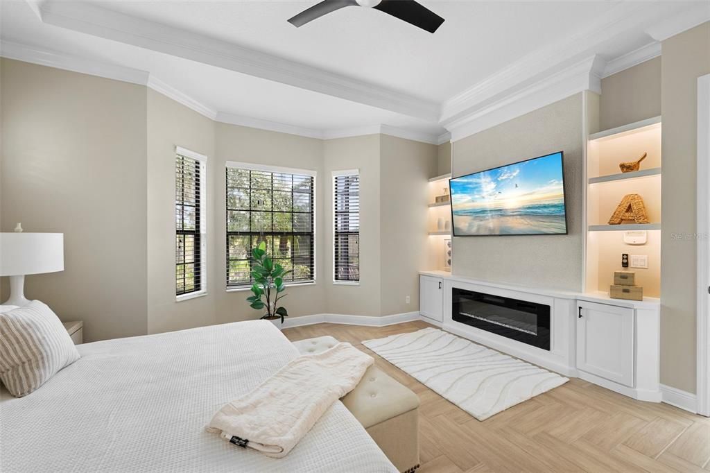 For Sale: $549,000 (3 beds, 2 baths, 1917 Square Feet)