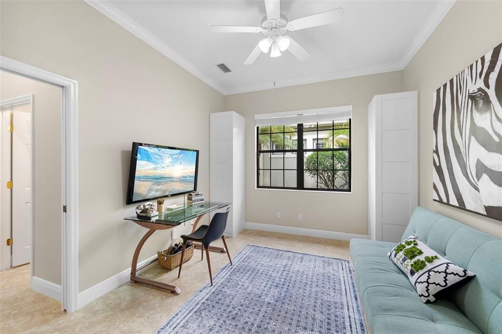 For Sale: $549,000 (3 beds, 2 baths, 1917 Square Feet)