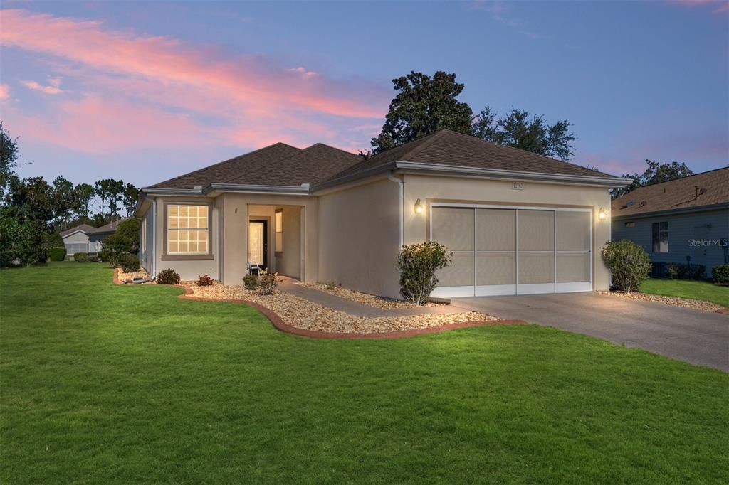 En Venta: $279,900 (2 camas, 2 baños, 1274 Pies cuadrados)