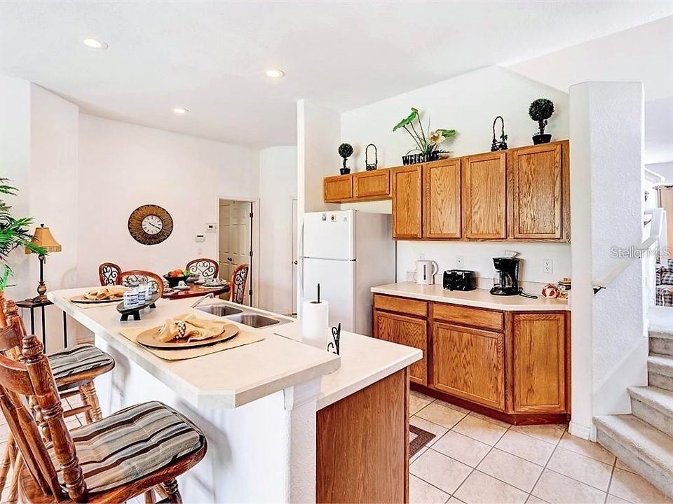 В аренду: $2,400 (5 спален, 3 ванн, 2488 Квадратных фут)