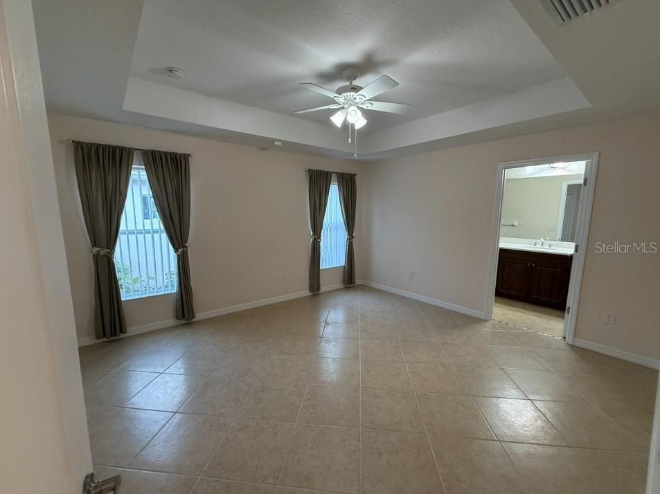 出租: $1,995 (2 贝兹, 2 浴室, 1258 平方英尺)