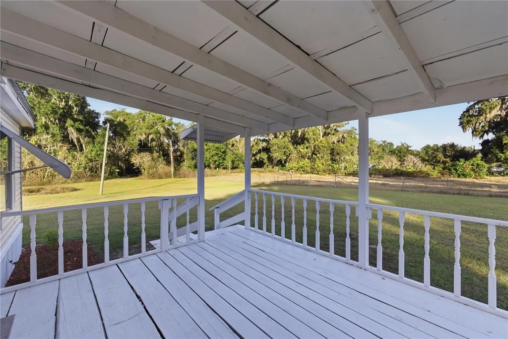 For Sale: $278,900 (3 beds, 2 baths, 1134 Square Feet)