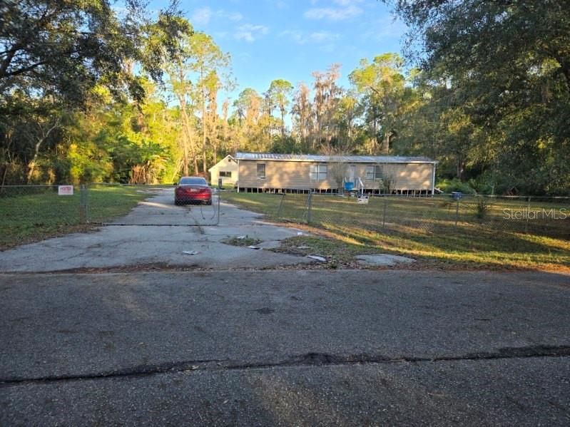 待售: $295,000 (4 贝兹, 2 浴室, 1500 平方英尺)