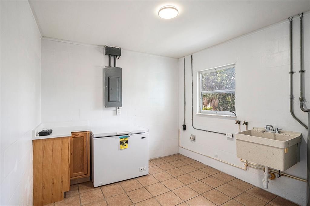 待售: $419,000 (3 贝兹, 2 浴室, 1826 平方英尺)