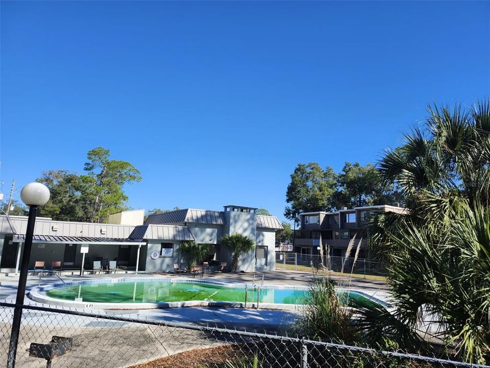 For Sale: $29,900 (2 beds, 1 baths, 942 Square Feet)